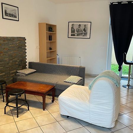 Grand T2 Sur Cour Lejlighed Aufferville Eksteriør billede